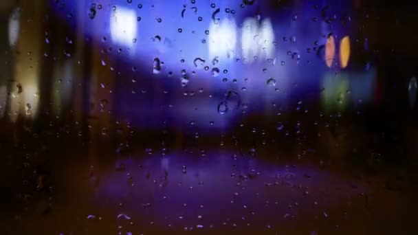 Chuva Correndo Por Uma Janela Uma Tempestade Cidade — Vídeo de Stock