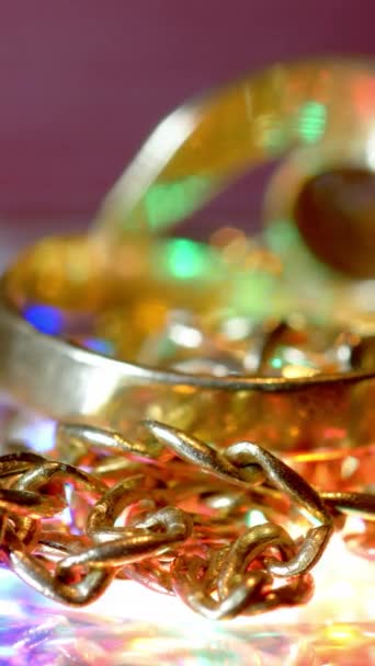 Beautiful Luxurious Gold Jewelery Vertical Video — Stock Video