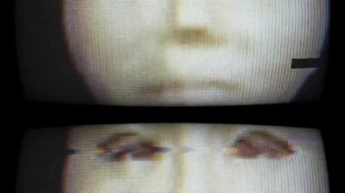 Ekrandaki ürkünç Maske hata efektiyle