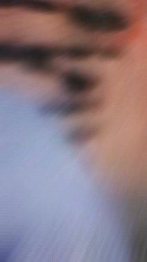 Ekrandaki dikey videoda Lens ve Işık Sızıntıları