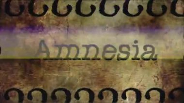 Hafıza kaybı efekti sözcüğünün geçtiği vintage stil kağıdının yakın plan görüntüsü