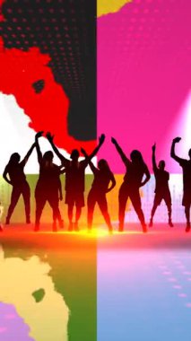 Fütürist Işık Gösterisi Ortamında Canlı Renklerle Grup Dansı dikey video