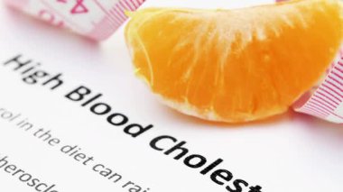 Yüksek kan kolesterolü konsepti dolly shot