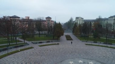 Rus işgalinden önce Mariupol Ukrayna 'nın merkez ve merkez caddesinin havadan görünüşü