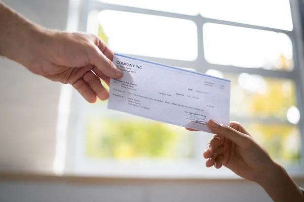Payroll Cheque Giving Paycheck Compensation Check Transaction — Stock Photo, Image