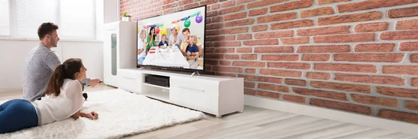 Fernsehen Wohnzimmer Banner Auf Dem Fernsehbildschirm — Stockfoto