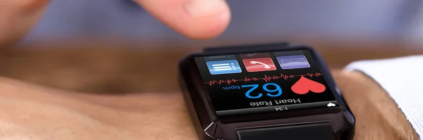 Pantalla Smart Watch Heartbeat Datos Tasa Wearables —  Fotos de Stock
