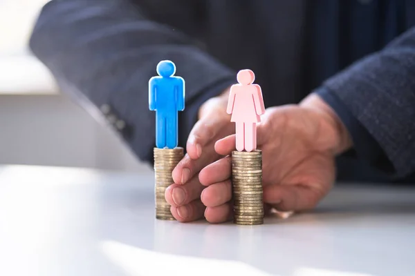 離婚における平等のお金と金融分離 — ストック写真