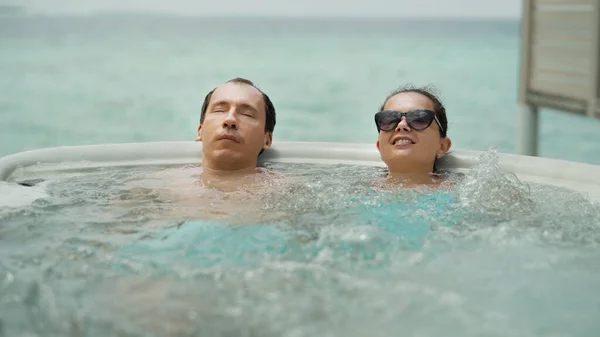 Hydrotherapie Spa Ontspanning Resort Paar Wellness — Stockfoto