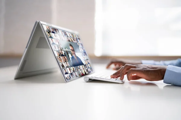 Virtuelle Videokonferenz Meeting Chat Auf Hybrid Laptop — Stockfoto
