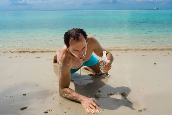 Opilá Párty Pláži Legrační Dovolená Životní Styl — Stock fotografie