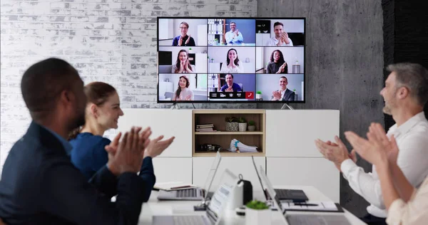 Virtual Webinar Conference Screen Diverse Group Applause — Stock Photo, Image