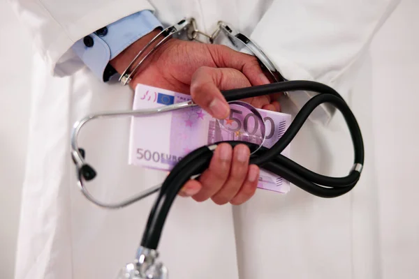 Medicinsk Felbehandling Och Medicinbedrägeri Sjukvårdsläkare Handbojor — Stockfoto