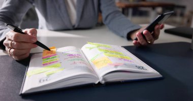 Masada ve Cep Telefonunda Takvim Zamanlama Listesi