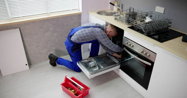 Dishwasher Appliance Repair Service Household Maintenance Repairman — Stock Fotó