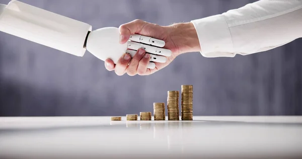 Robot Comercial Ahorrando Dinero Negocios Comerciante Apretón Manos — Foto de Stock