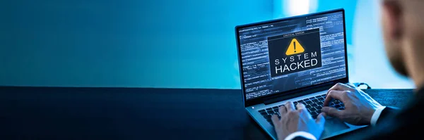 롤웨어 어벤져스 Breach 사업용 컴퓨터가 해킹당하다 — 스톡 사진