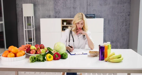 Nutritionist Food Dietician Office Female Nutrition Doctor — Stock Photo, Image
