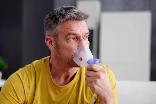 Respiration Patient Asthme Utilisant Masque Oxygène Nébuliseur Bpco — Photo