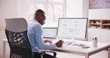 Bilgisayarda Elektronik Fatura Muhasebe Yazılımı. Vat Vergi Hesaplaması