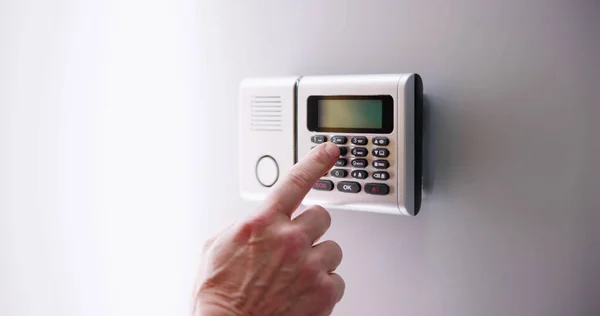 Security Alarm Keypad Person Arming System — Stock Photo, Image