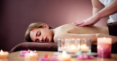 istemci rahatlatıcı masaj Spa