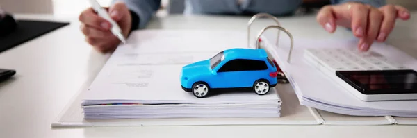 Car Tax Money Vehicle Costs —  Fotos de Stock
