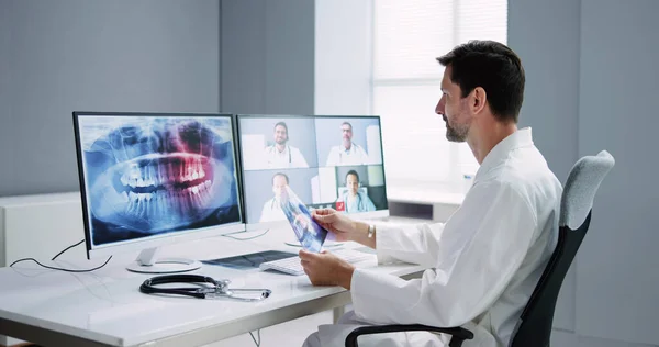 Online Dentist Video Conference Computer Pembelajaran Webinar — Stok Foto