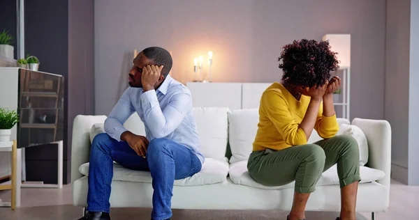 Sorgliga Familjeproblem Och Skilsmässa Kvinnan Ignorerar Mannen — Stockfoto
