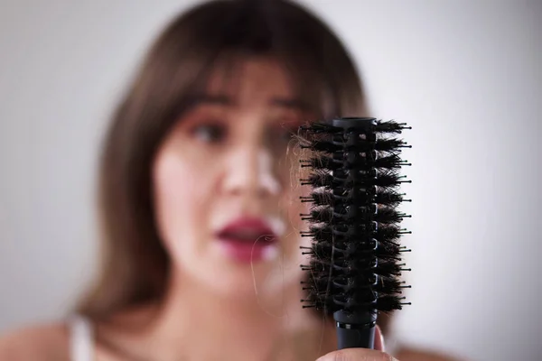 Young Woman Bathrobe Holding Comb Looking Hair Loss Home — Stock Photo, Image