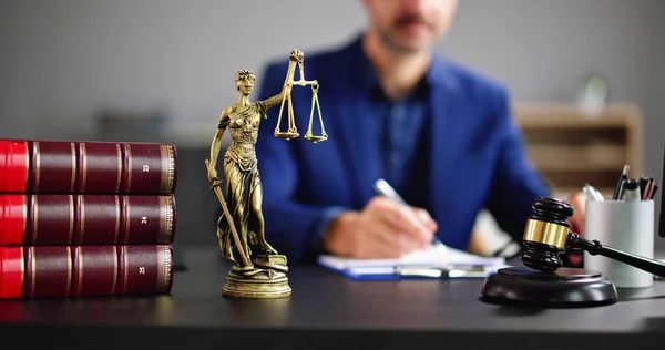 Contractdocument Advocatenbalie Hof Van Justitie — Stockfoto