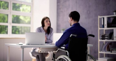 İşçi sakatlığı ve sakatlık tazminatı. Sosyal Güvenlik Talebi