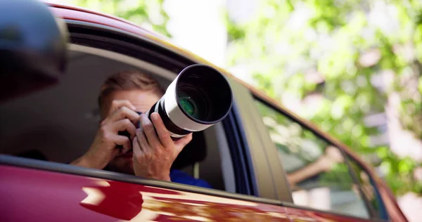 Prywatny Szpieg Samochodzie Robi Zdjęcia Detektywie — Zdjęcie stockowe