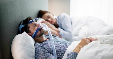 Uyku Apnea Oksijen Maskesi Ekipmanı ve CPAP Makinesi