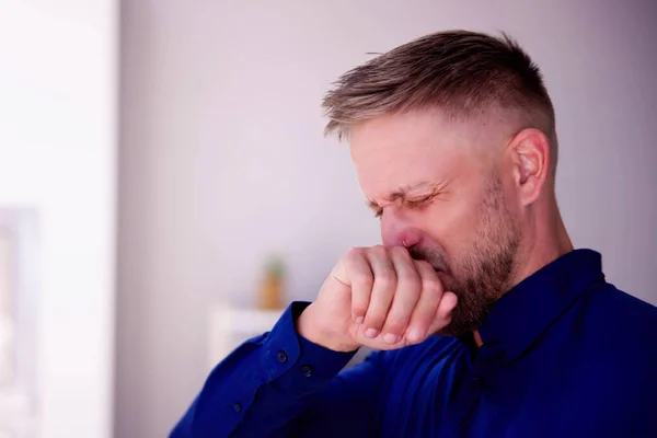 Поганий Запах Стоматологічне Дихання Рука Біля Рота Обличчя — стокове фото