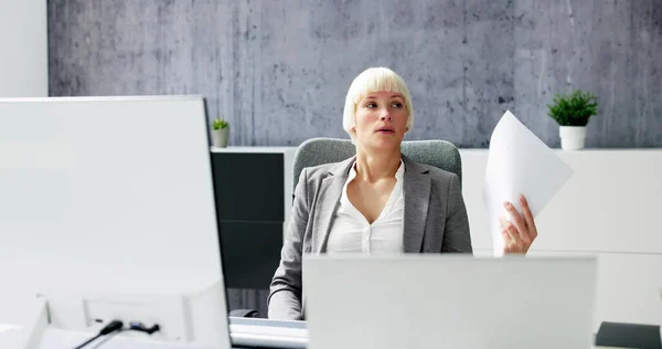 Hot Office Weather Woman Sweating Work — Stock Photo, Image
