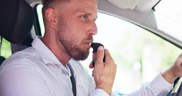 Breathalyzer Alcohol Test Car Man Taking Breath Test — Stock Photo, Image