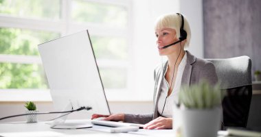 Asistanla Sanal Çevrimiçi Uzaktan Görüntü Çağrısı