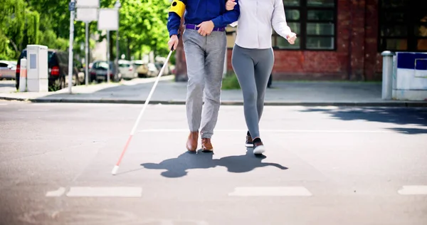 Young Woman Helping Blind Man White Stick While Crossing Road — Stock Photo, Image