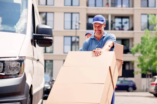 Entrega Homem Com Handtruck Courier Perto Caminhão Carro — Fotografia de Stock