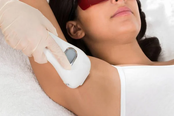 Woman Receiving Epilation Laser Treatment Armpit Beauty Clinic — Stock Photo, Image