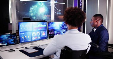 Veri Analizi Kontrol Panelini kullanarak Tekerlekli sandalyede Afrikalı Analizci