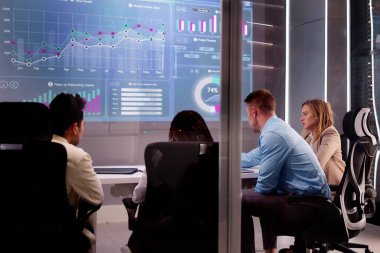 Toplantı odasında iş videosu konferansı çağrısı