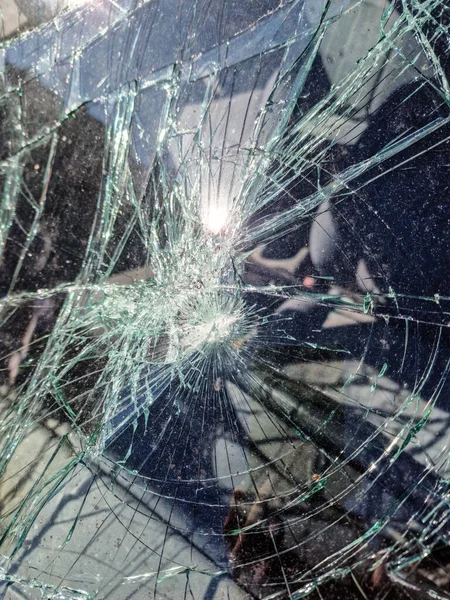 Broken Car Windscreen Windshield Window Smashed Front Glass — Stock Photo, Image
