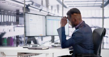 Hüzünlü Faturası İş Yüklü Muhasebeci