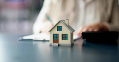 Emlak Vergisi, Ev Kirası ve Sigortası