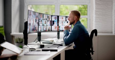 Video konferans görüşmesi. Çevrimiçi Uzak Sanal Buluşma