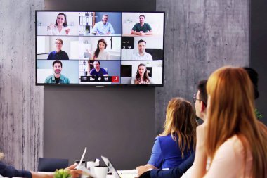 Çevrimiçi Görüntü Konferansı Çağrı Webinar Konferans Konsepti Fotoğrafı