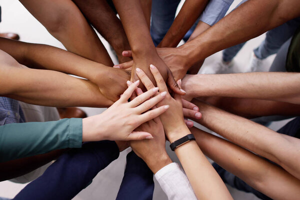 Африканская бизнес-команда сплотилась, объединилась