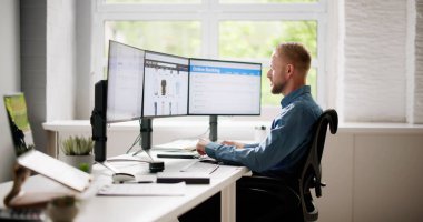 Online Alışveriş Masaüstü Bilgisayarı. Satın Alma Ürünleri